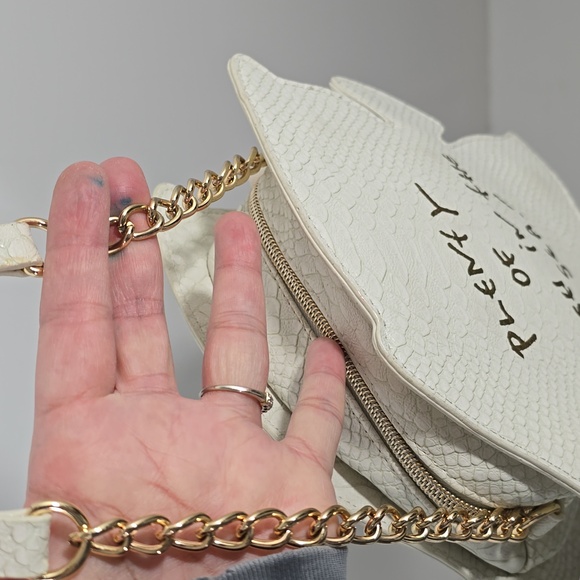 {Betsey Johnson} "Plenty of Fish in the Seas" Crossbody Bag - Picture 9 of 17